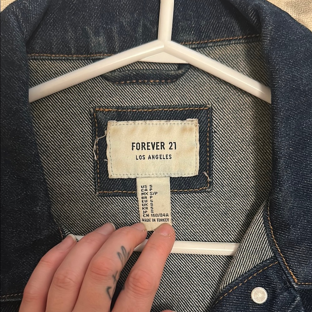 Jean Jacket - Picture 2 of 9